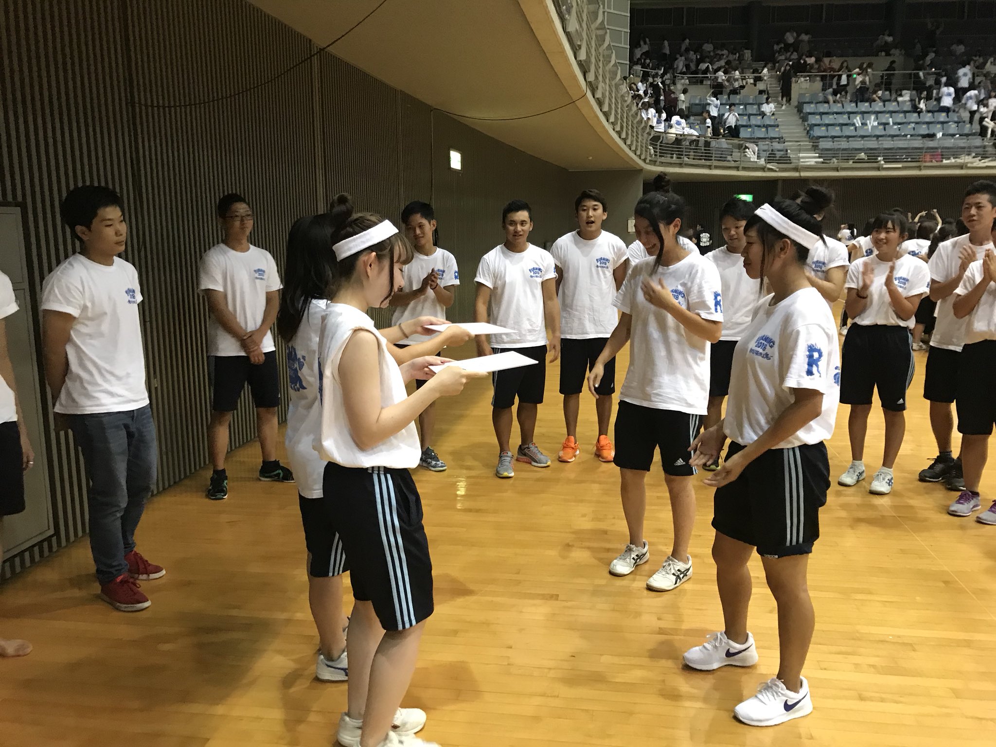 横浜リゾート＆スポーツ専門学校 on Twitter "【三幸フェスティバル委員へ感謝 】 2K2クラスでは頑張っ