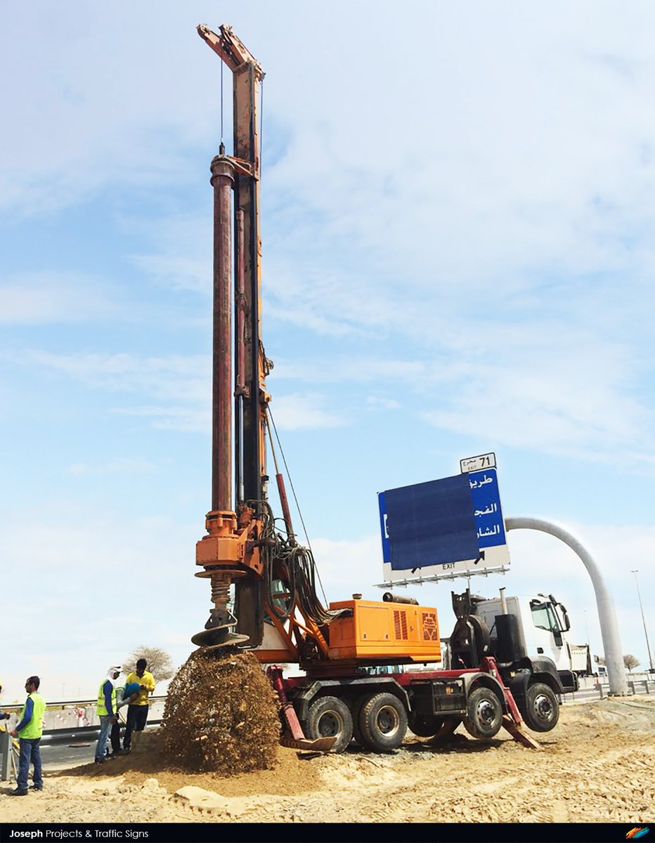 JosephGroup_DXB's tweet photo. Ongoing Piling work for the expansion of Al badee interchange.
Client: Ministry of Interior.
Contractor: Pioneer road contracting.
.
.
.
.
.
#JosephGroup #pilingwork #piling #mydubai https://t.co/H6WT43WGH0
