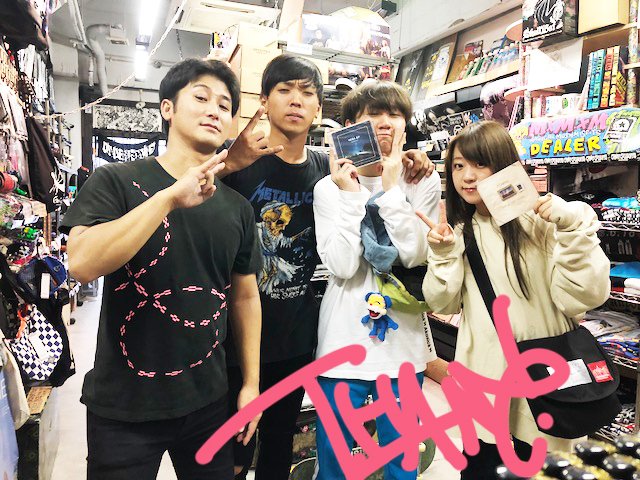 gainground025's tweet image. 本日GOLDEN PIGS REDにてライブの 秋田の女性ボーカル ラウドロック/イージーコアバンド ”Hold Out Hope”のメンバー登場！！有難うございます！！
9月19日には、待望の1st Mini album ”AM"も発売！！
駆け込みの方も是非どうぞ～～！！
youtube.com/watch?v=3NH-jm…
youtube.com/watch?v=BJMR0I…
#HoldOutHope