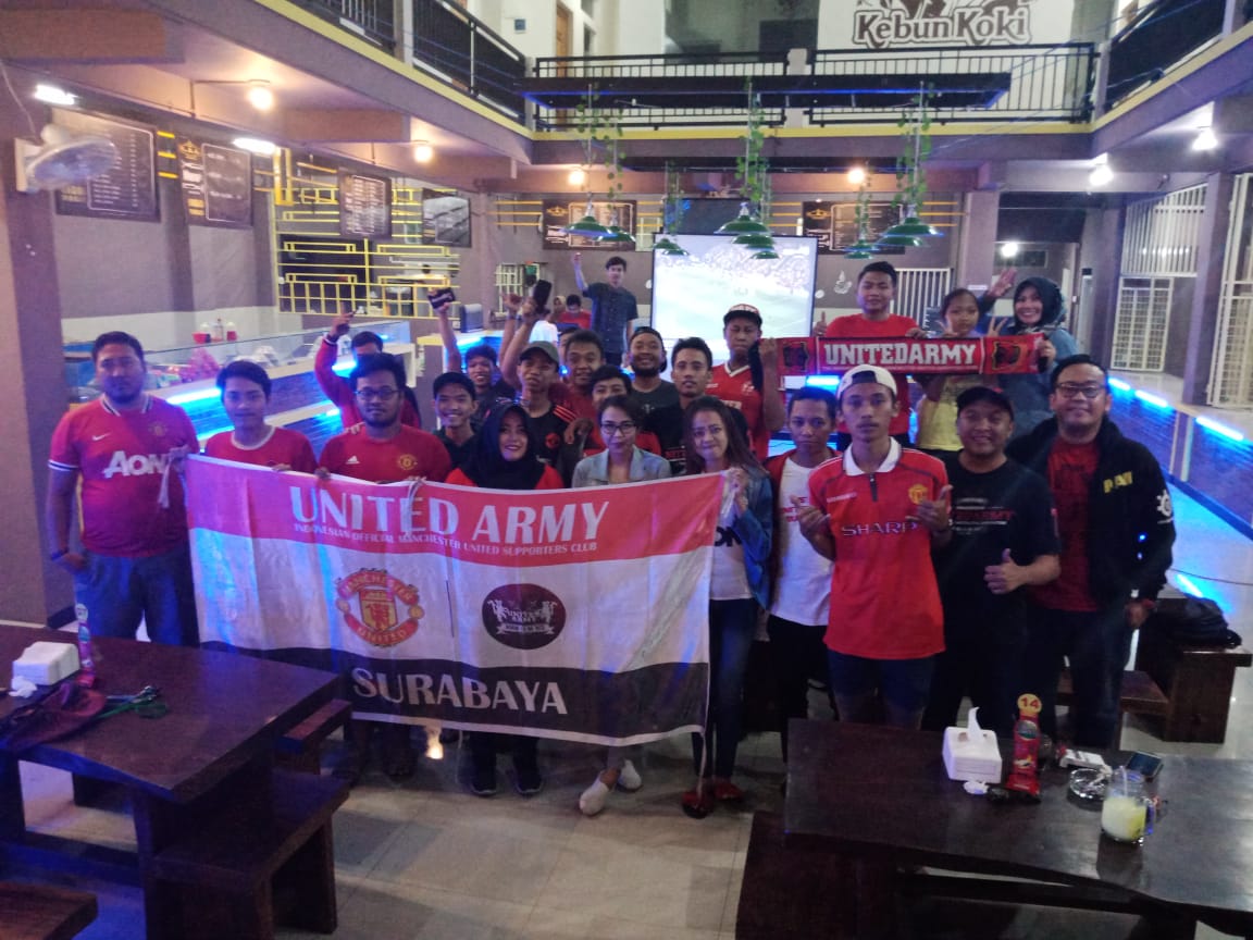 Terima kasih untuk temen" yg sudah hadir di araca LIVE SCREENING kami tadi malam ,tetep pantau medsos UnitedArmy Surabaya untuk info nobar selanjutnya!

#UNITEDARMY #UNITEDARMYSBY #MUFC #GGMU #WEAREUNITEDARMY #JAYALAHCHAPTERKU