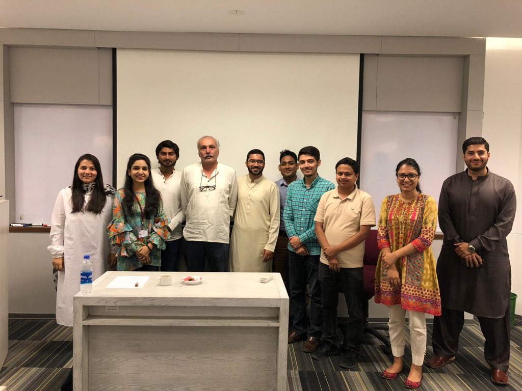 CEJatIBA's tweet photo. Thank you Aamer Ahmed Khan @Aak0 for sharing your wisdom with our MSJ students. We know they learned a lot | #atCEJ | #Pakistan | #CEJ | #Journalism | #MSjournalism | #MSJ https://t.co/wMufBTijsV