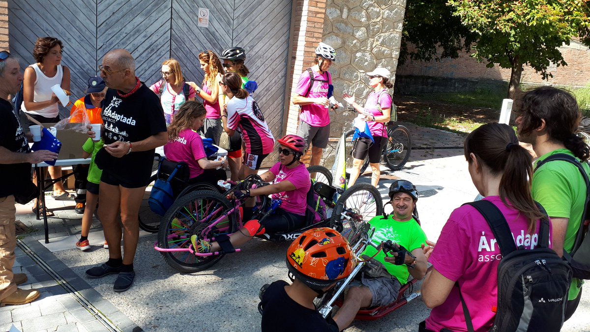 ProtCivilRipoll's tweet photo. ÀreaAdaptada #areaadaptada participa a #Ripoll a la FESTA SOBRE RODES #SetmanaMobilitat @Aj_Ripoll @PLRipoll @CreuRojaRipoll https://t.co/Wu8OCMch1X