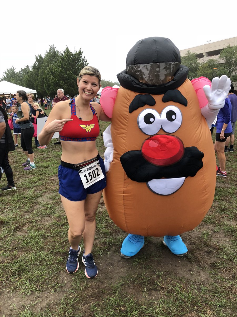 Time to run like a #superhero! <a href="/CASATravis/">CASA of Travis County</a> <a href="/AustinRunners/">Austin Runners Club</a> <a href="/austindistance/">ADC</a> at the #superherorun!! <a href="/cbsaustin/">CBS Austin</a>