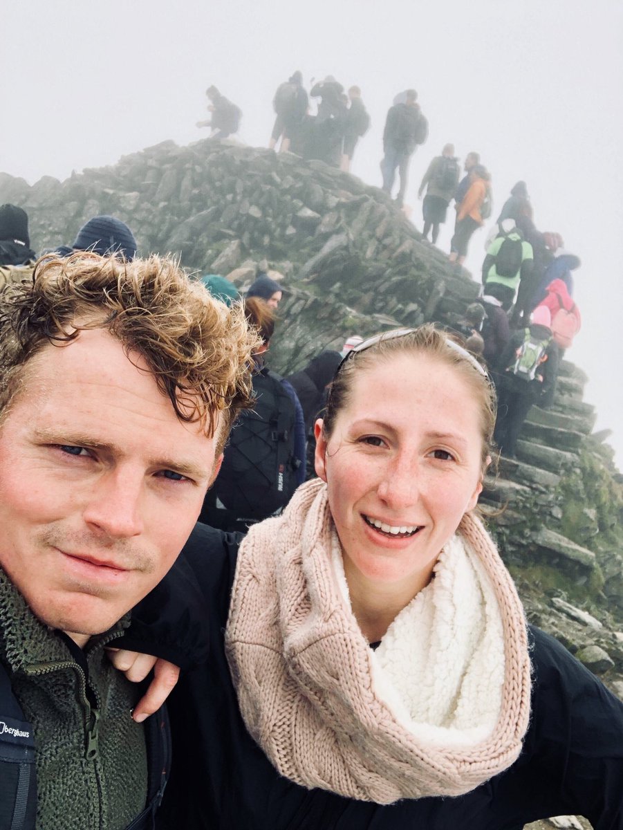 Emily_J_Piper's tweet photo. Copa’r Wyddfa: Yr ydych chwi, yma, Yn nes at y nefoedd.
@dmrc_benfund @Southern_NHSFT #360KChallenge #TeamAlpha #September #Snowdonia #Trek #HelpingThoseWhoServeTheirCountry #NHS70 https://t.co/B2bG7ZEzrs