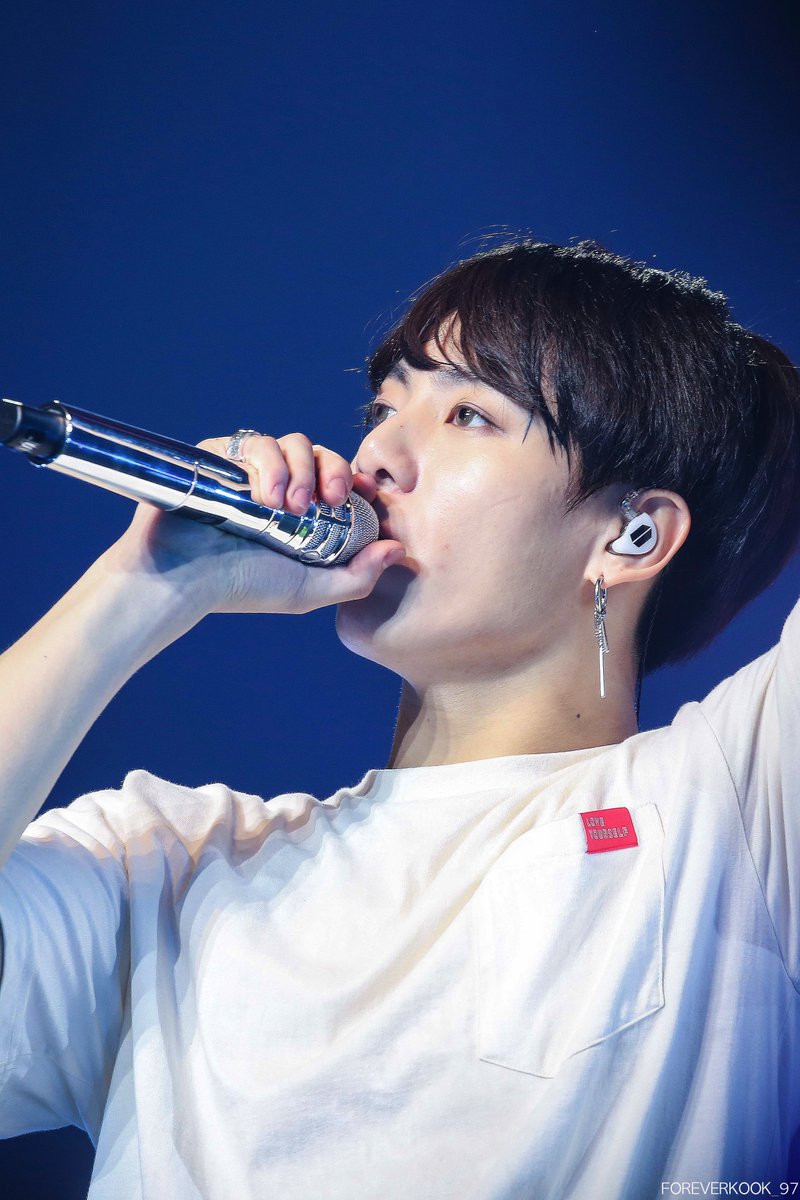 FOREVERKOOK_97's tweet photo. 180908
LYS IN LA HD
@BTS_twt
#방탄소년단 #전정국 #정국 #노츄 #JK #JUNGKOOK #BTS https://t.co/ERMqZ0ia00
