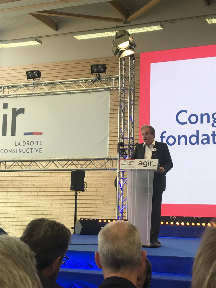 CardotFabienne's tweet photo. #CongrèsAgir  @louisvogel un Parti neuf, collaboratif, ancré dans les territoires, collégial https://t.co/HEAXTbS8B3