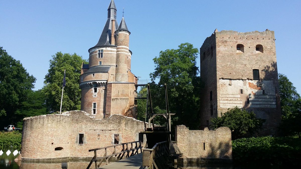 KrommeRijn's tweet photo. Vanmiddag, zondag 16 september, is er weer Voices at the Castle bij @Duurstede in #WijkbijDuurstede. Kom luisteren naar vier koren. Toegang gratis, vanaf 14.00 uur. https://t.co/o4nfFBRUEy