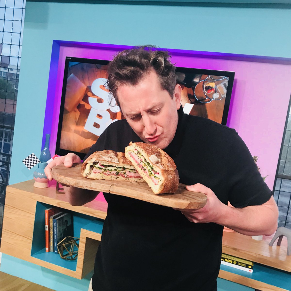 SundayBrunchC4's tweet photo. Find someone that looks at you the way @lunchluncheon looks at sandwiches! Sandwich madness up next LIVE on @Channel4 📺 #SundayBrunch https://t.co/dnXgIm87t5