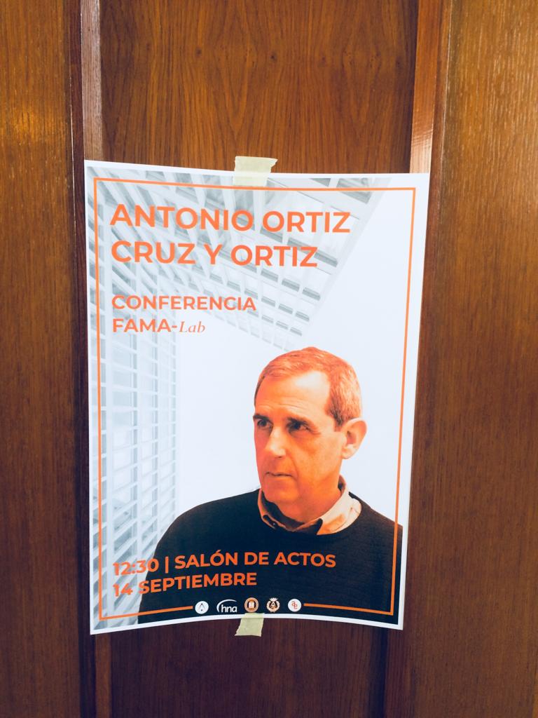 El equipo de la Productora <a href="/dimelo_a/">DimeloAMi</a>, asistió a la Conferencia de Antonio Ortiz, en el Acto de clausura de la Feria de Arquitectura