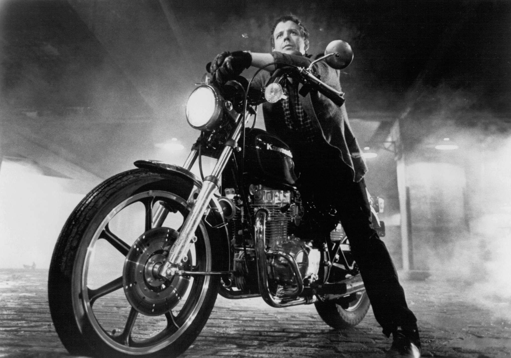 Happy birthday to Mickey Rourke. Photo from Rumble Fish, 1983. 