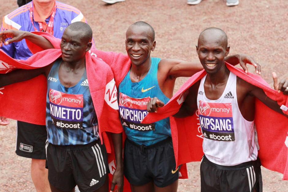 Congratulations <a href="/EliudKipchoge/">Eliud Kipchoge - EGH🇰🇪</a> with the new WR! Fantastic run, you’re an example for each and every runner on this world. Pongezi sana <a href="/berlinmarathon/">BMW BERLIN-MARATHON</a>