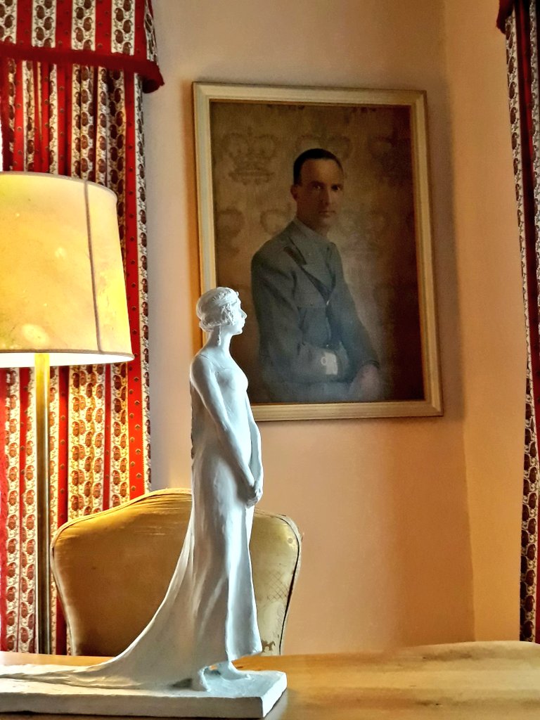 #plaisirsdeculture in Valle d'Aosta. Musei e castelli con accesso gratuito o ridotto, fino al 23 settembre. Occasione per scoprire dettagli splendidi della regione, anche per chi la conosce già. Come gli affreschi 'nascosti' del sottotetto di Sant'Orso o il castello di Sarre. Wow