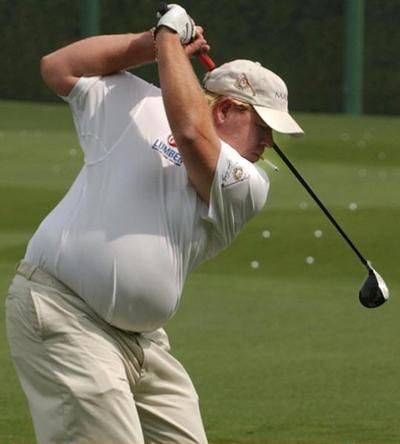 elbQjFPHlI96zQ's tweet photo. @EdKrassen After a hard day at golf #fatnixon needed some pizza and fun as he knew the #manafortflip would only make #muelleriscoming happen faster. https://t.co/Ey5yLnti2J