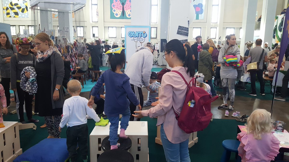 funacademycom's tweet photo. Balance, coordination, motor skills and movement - all part of #FutureAstronauts training and promoting overall wellbeing of little kids๐๐๏ธโโ๏ธ๐จ๐ปโ๐. Who knew staying in tip top shape could be this much fun! Join us @HelDesignWeek's #ChildrensDesignWeek now! ๐๐จ๐คธโโ๏ธ https://t.co/sE6EIEdczS