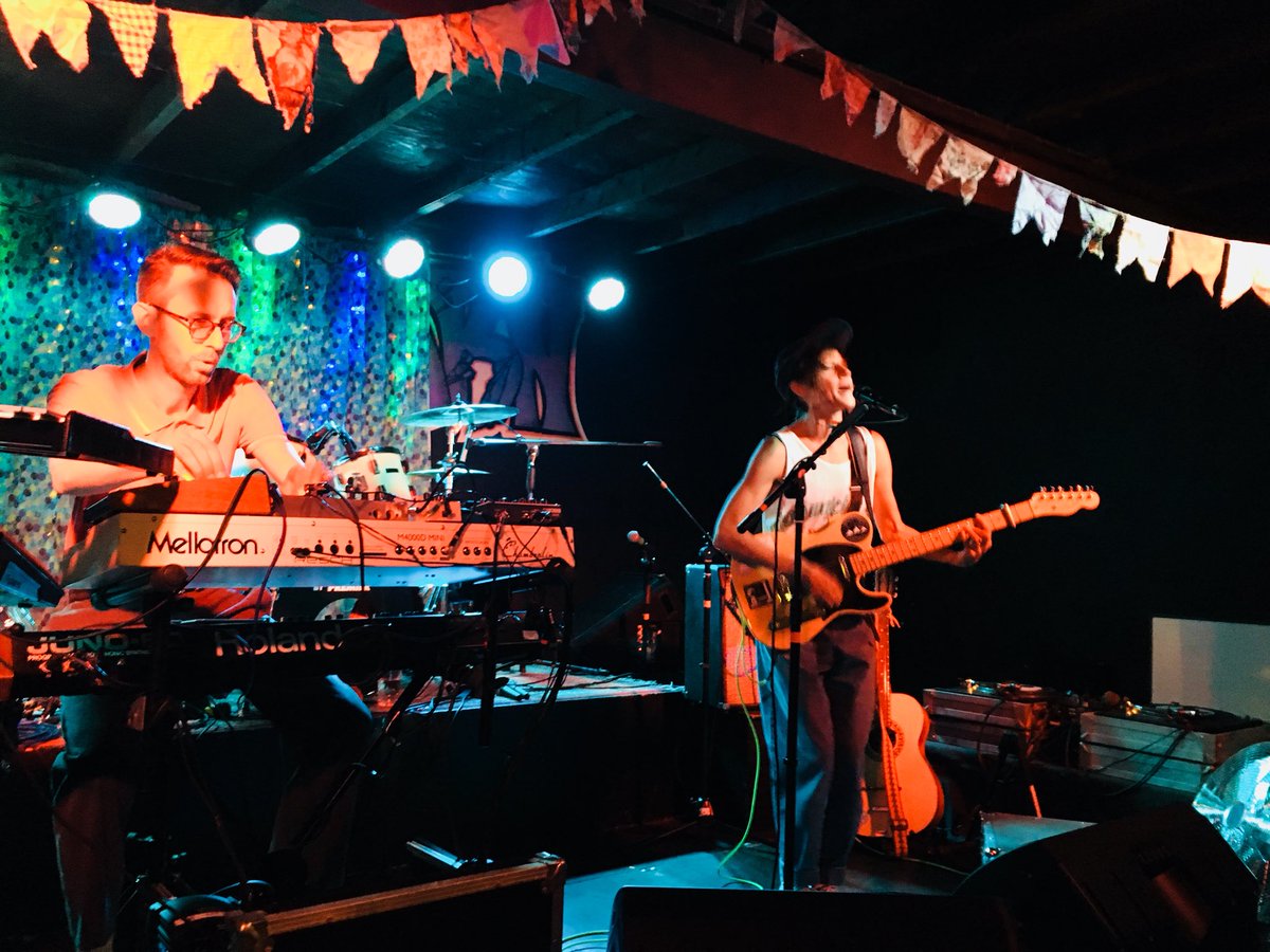 AutumnNeagle's tweet photo. Still in awe of headliners @candysaysit who blew us all away with an incredible performance and captured the emotion and vibe of the day with sheer class. Thank you guys   🧡 #AsylumSounds2018 #SaveTheRockBarn @witneyrefaction @muzoakademy https://t.co/OChkGuvJLb