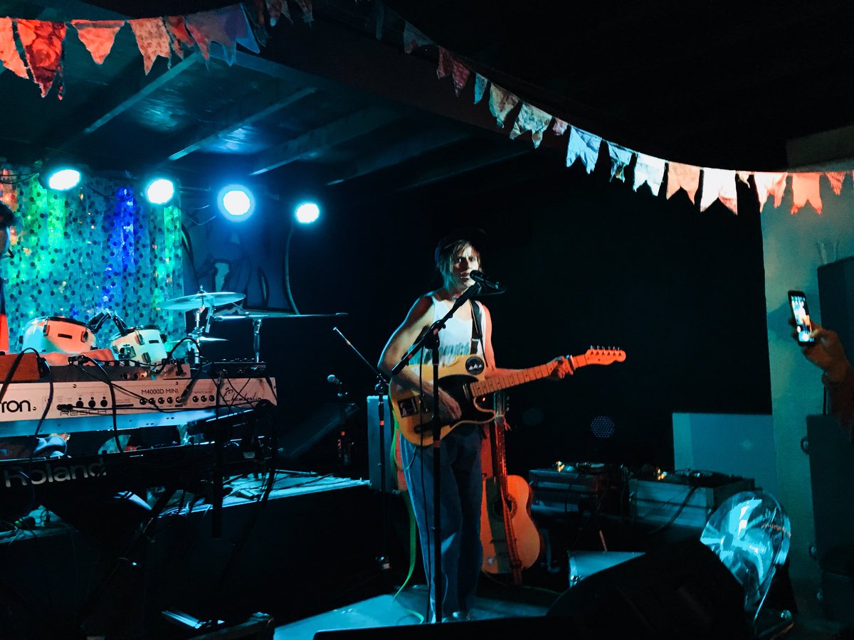 AutumnNeagle's tweet photo. Still in awe of headliners @candysaysit who blew us all away with an incredible performance and captured the emotion and vibe of the day with sheer class. Thank you guys   🧡 #AsylumSounds2018 #SaveTheRockBarn @witneyrefaction @muzoakademy https://t.co/OChkGuvJLb