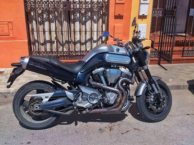 Pronto, ya pronto... #yamaha #mt01 #naked #road https://t.co/88PbNkz5cw<a href="/tag/yamaha"class="tags">#yamaha</a><a href="/tag/mt01"class="tags">#mt01</a><a href="/tag/naked"class="tags">#naked</a><a href="/tag/road"class="tags">#road</a>
