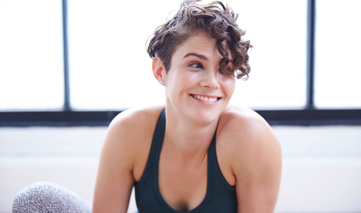 join_evolution's tweet image. Yes! We're so happy to have the talented @beckyfarbs back in her usual time spot: Mondays at 8:00PM - 9:15PM. Let's show her a warm welcome home - book your Flow 1-2 spot now: bit.ly/USYTimetable