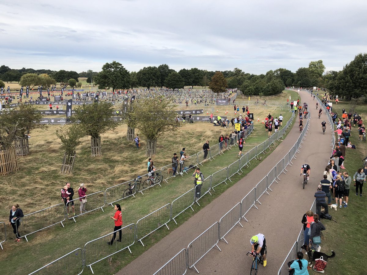 limelightsports's tweet image. Busy weekend of sport, team out putting on @londonduathlon and @FitbitUK @cityrunsLDN activation, great to see so many people out and active #ActiveWorld