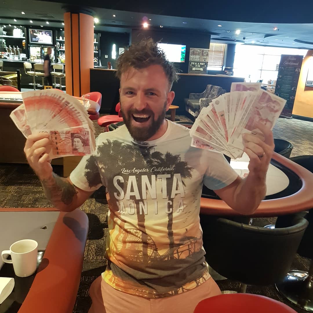 xxBoxerxx's tweet image. Cheers easy #smellthecoin #casino #rmtp