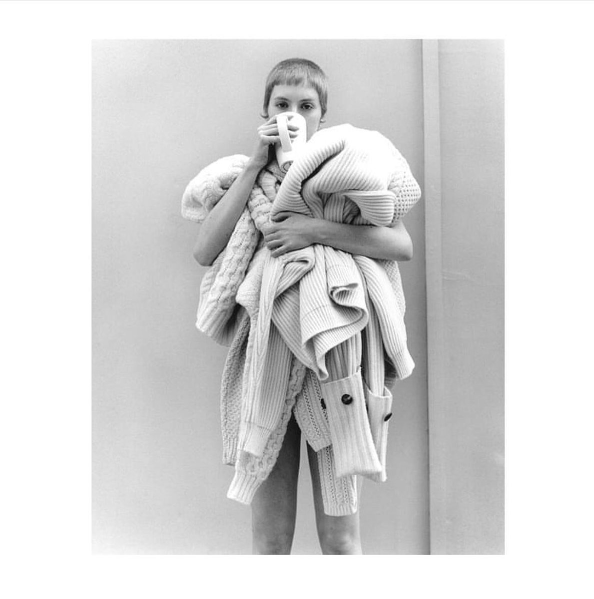 AvoirFashion's tweet photo. Sunday is made for Coffee and Cashmere.๐ค
๐ธ: Joseph Fashion
#avoirfashion #comparisondestination #searchcompareshop #fashionwebsite #fashionstartup #joseph #winterstyle #shoppingonline #beinspired #beinformed #besavvy https://t.co/dyfCzr63Sm