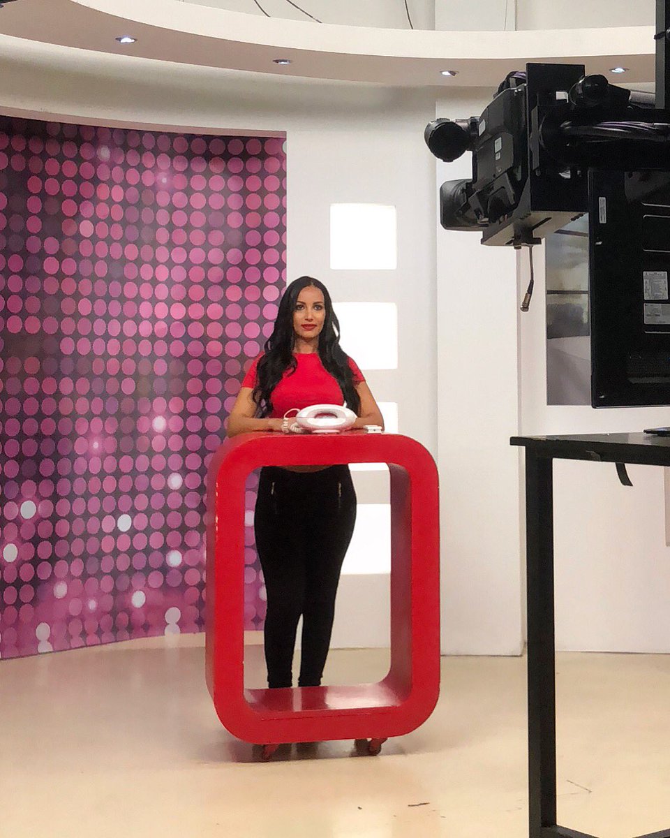 Audrey_C06's tweet photo. #TVShows #tvm3 @TVM3_Officiel https://t.co/ixsHvLgfGj