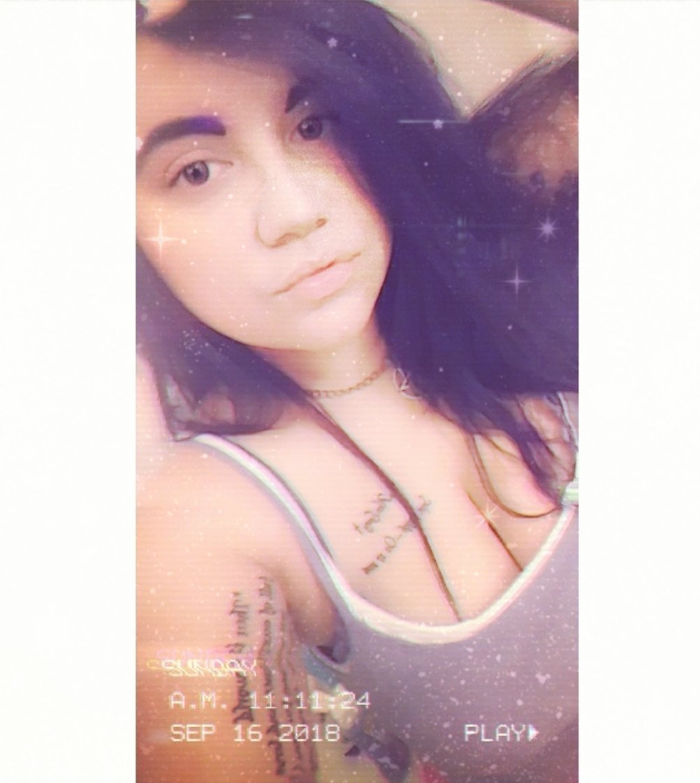 chillcolfer222's tweet image. Rockin' the no make up look #NaturalIsBetter