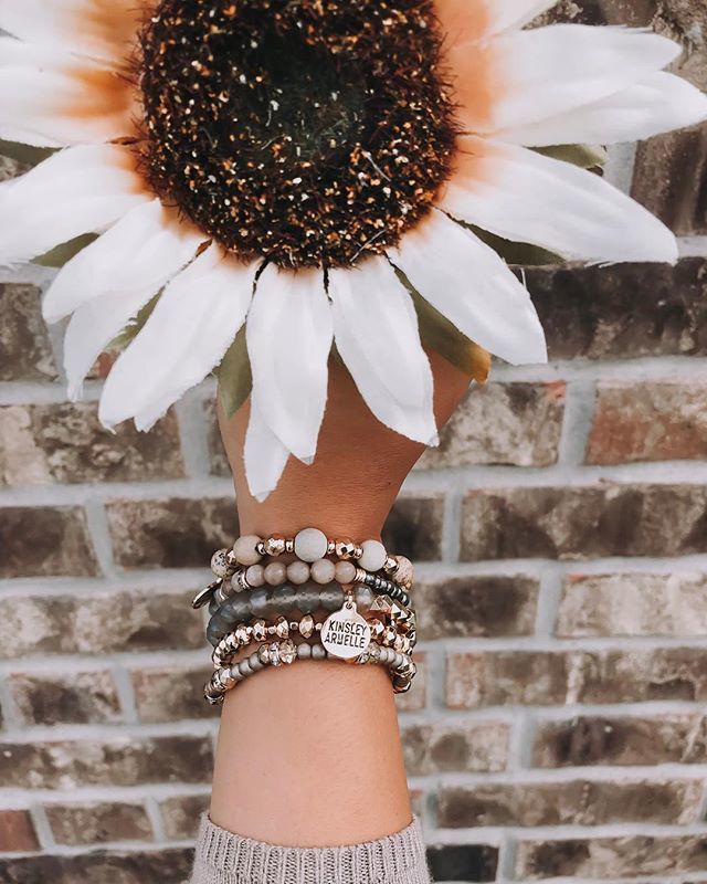 KinsleyArmelle's tweet photo. Our Fall line is finally here, and we are so excited about all of the amazing feedback! Show our new arrivals now https://t.co/IL9iVQ5set .
.
.
.
.
.
#kinsleyarmelle #druzy #styleblogger #ootd #agate #armcandy #wiwt #jewelry #fashionblogger #stylediar… https://t.co/WaScW6V7LG https://t.co/YC3YYBT7dD