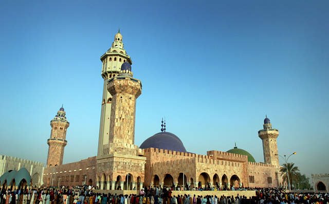 BaneBabs's tweet photo. « LES PRINCIPAUX COURANTS ISLAMIQUES AU SÉNÉGAL 🇸🇳  » 

Un Thread assez court pour expliquer rapidement les différents courant islamiques et leurs origines https://t.co/4I8Vg7kRG5
