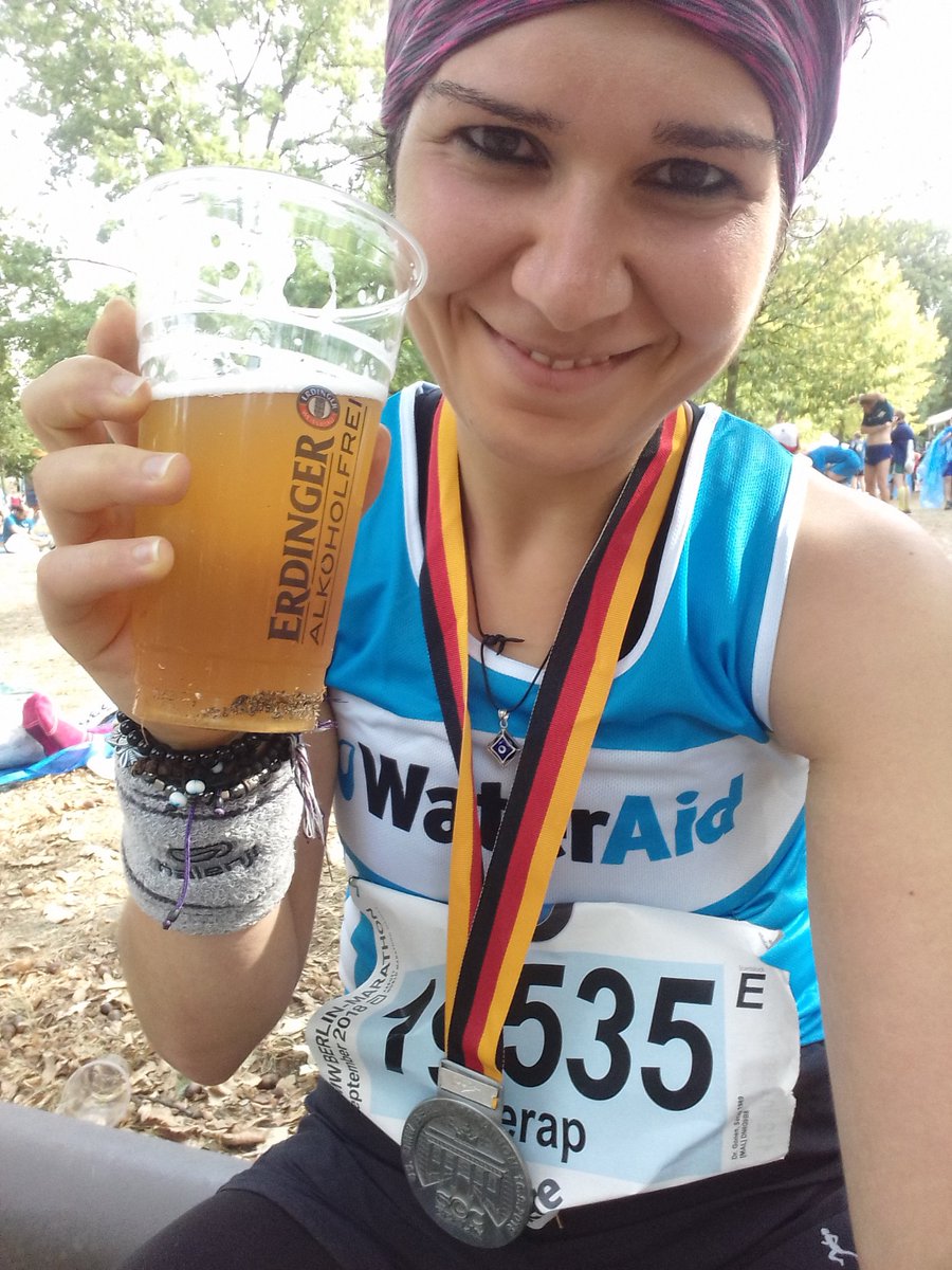 CurlyHairRunner's tweet photo. No PB at berlin marathon today but super chuffed nonetheless! My sister says I look happy and healthy. Yeah right. I can barely hobble right now 😂 enjoy your runs and congrats to all @berlinmarathon https://t.co/2Umwf1FW4y
