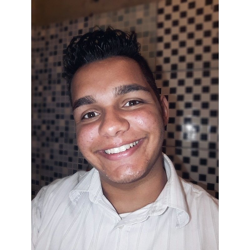 danielfernan_'s tweet photo. Não deixe que os problemas te coloquem para baixo. Sorria para eles, e mostre quem é que manda. 😁👊❤️
#deus #dialindo #domingo #fé #sorriso #algria #espiritosanto #eudanielfeernandes #tomara #frase #esperança #maramaravilha #frasemotivadora #fotonova #feed https://t.co/FjvsGe3902