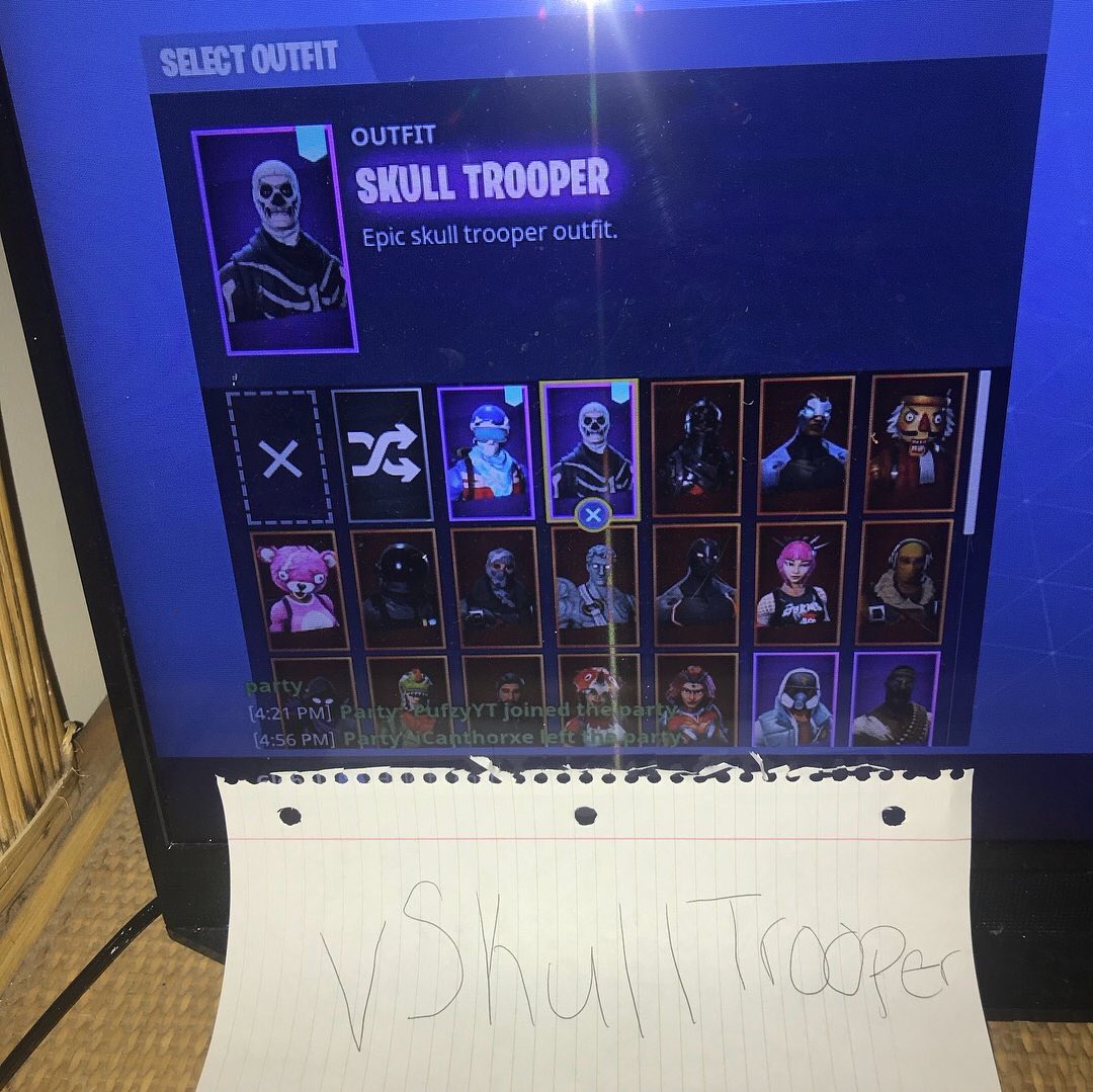 VSkullTrooper's tweet photo. Is there anyone interested in buying my pretty stacked #Fortnite⁠ ⁠ #skulltrooper account? I only sell no trade! Paypal or psn only! I dont go first!!! dm offers! #fortniteaccountforsale #fortniteaccounts #fortnitestore #blackknight https://t.co/unTAUUZf7W