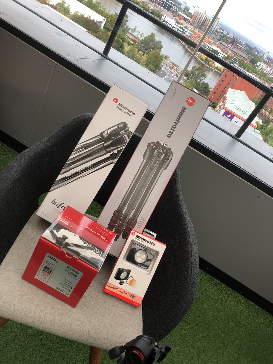 mattscafee's tweet photo. Absolutely love these Manfrotto tripods, would be perfect for my new videos. @manfrotto_uk @BlogOnUK #BlogOnToys #ManfrottoBlogOn https://t.co/HcY8fnVaB6