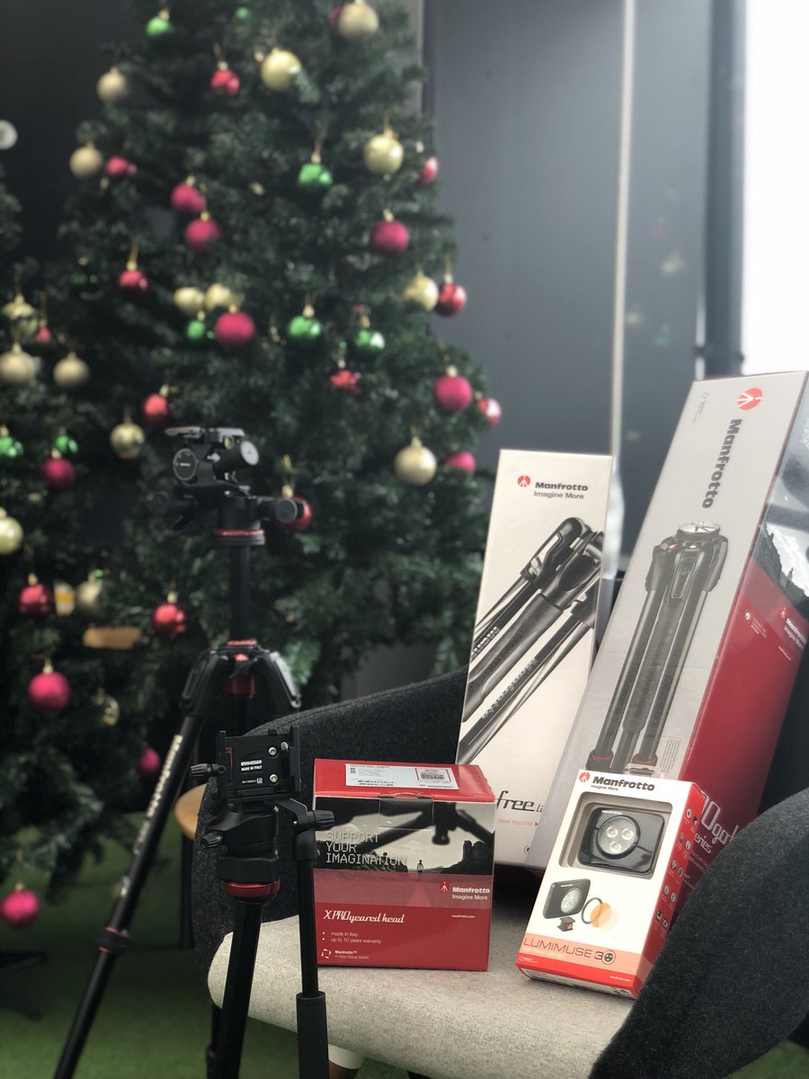 traveller_123's tweet photo. Look what I found in photography Heaven!
@manfrotto_uk @BlogOnUK #BlogOnToys #ManfrottoBlogOn #PhotographyHub @hotelfootballuk https://t.co/SQSn2NZT1H