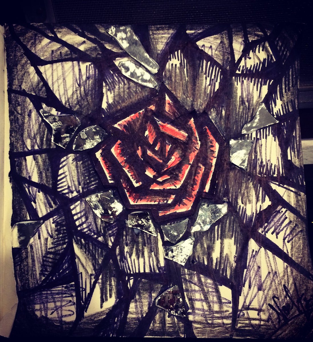 Noelarts666's tweet photo. Brokers ROSE #noelarts #noel2_5dart #mirror #art #artist #drawing #rose #emotionalart #emotional #abstract #abstractart #materialmix #darkness #gothic https://t.co/XiWYZnPeJr
