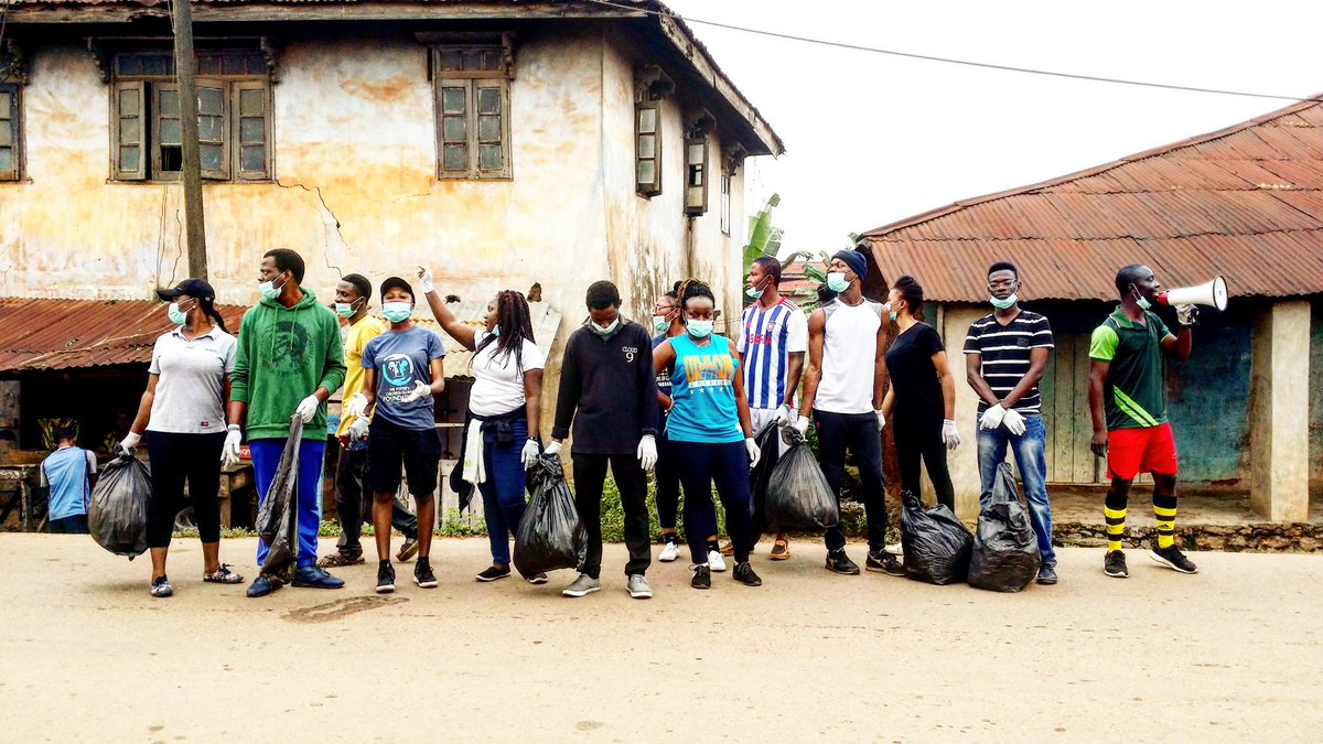 ploggingnigeria's tweet photo. #WorldCleanupDay #PES9
@worldcleanupday2018 @ecomsaoauife
We keep fit to keep clean!!! #Plogging #PloggingNigeria #PloggingClubOAU #ploggingmx #ploggingméxico #e17
@hawklaws @preance_mapiae @Opemeepor @Lekid09 @TosinOrimolade https://t.co/fHkfV11IaA