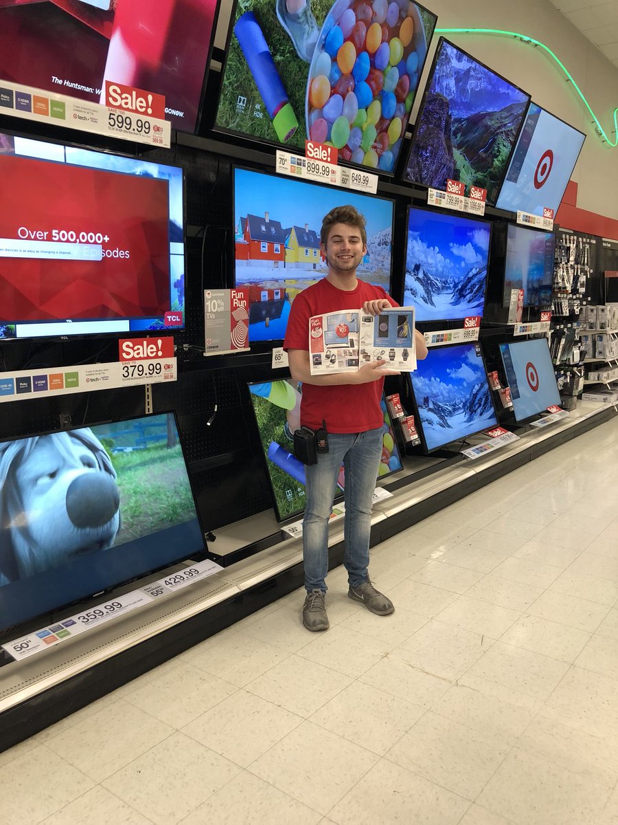 Plainfield is FUN RUN ready! 🎯#nothingplainaboutplainfield <a href="/PhillipHerbst39/">Phillip Herbst</a>