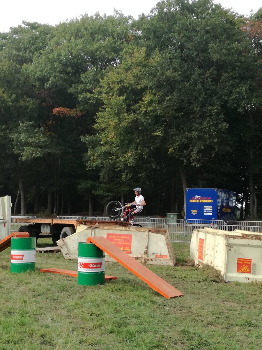 Uitgenodigd bij <a href="/motorclubharfse/">HAMAC</a> vandaag, een sport voor jong en oud. Wat een enthousiasme!