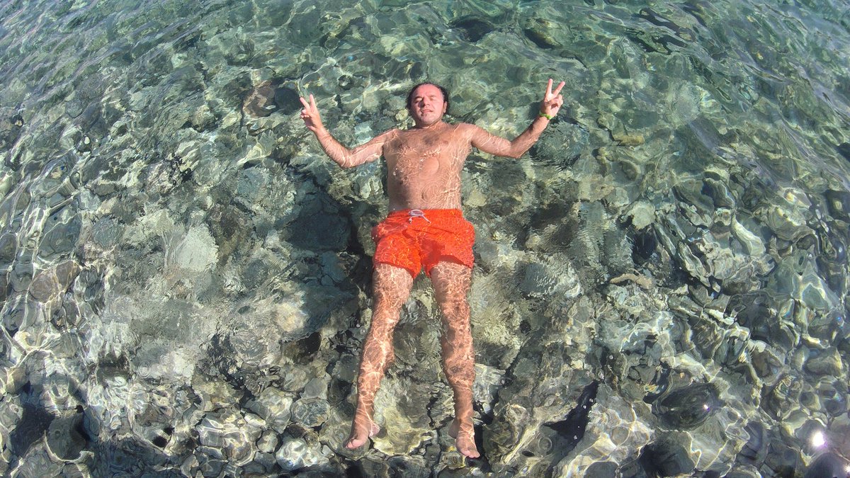GKimsesizcan's tweet photo. % #100 ✌🏼;)
#V #For #VIPAdres
#GökhanKimsesizcan
#Swimming #Diving
#September #Summer
#SunDay #FunDay
#HapimagSeaGsrden #Bodrum https://t.co/ybHjHGJUtQ