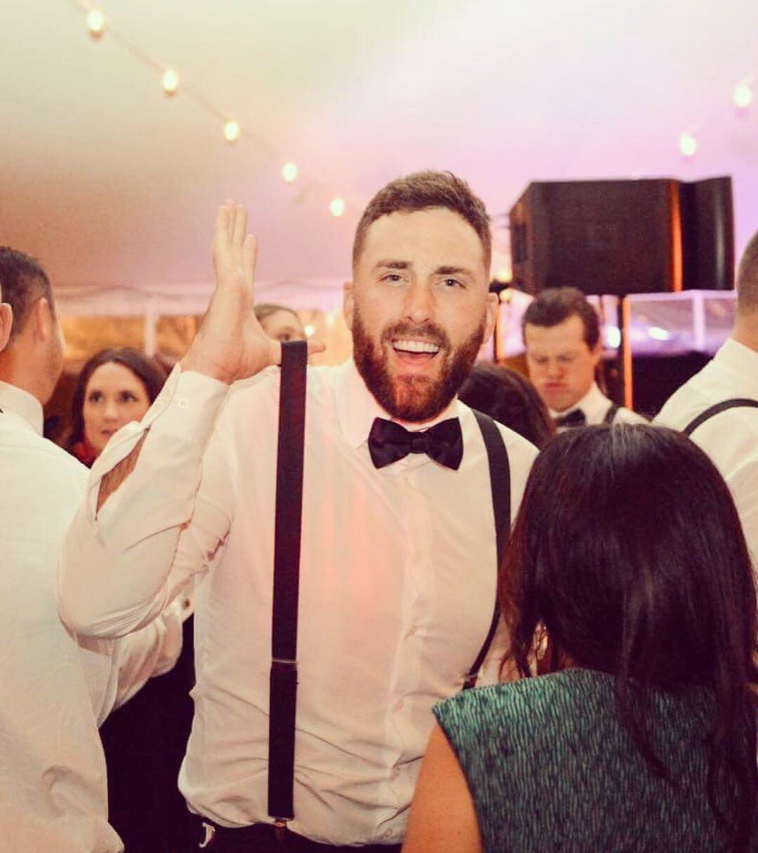 KyleRegnault's tweet photo. Celebrating Mr. &amp; Mrs. P #tweas #peteypalooza https://t.co/LHWMKK18FR
