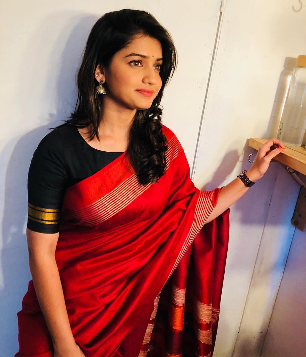 Hrutatheheartbeats On Twitter Its 700k On Insta