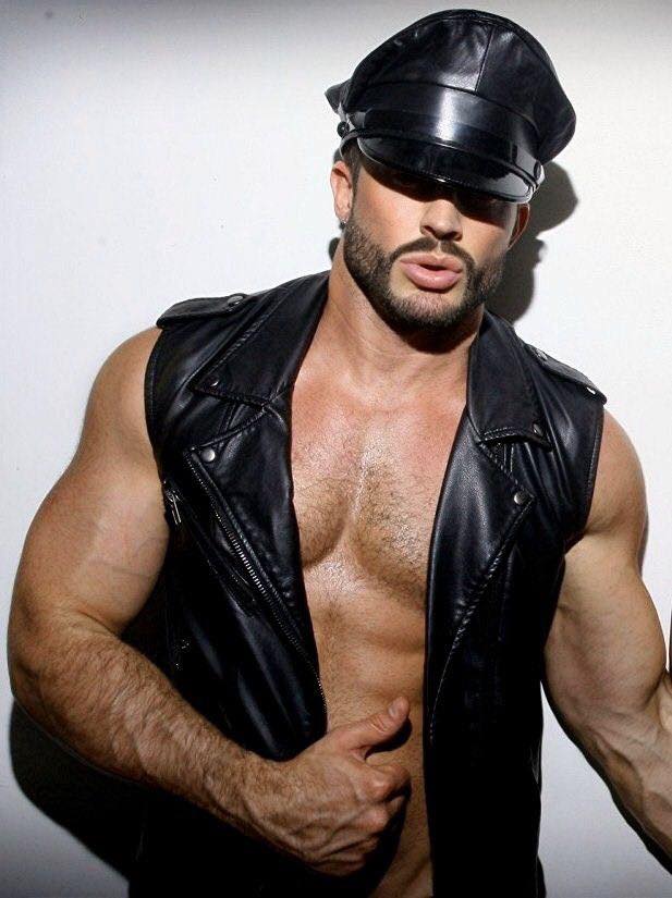FrankKolt's tweet photo. #NiceChest https://t.co/c3EXKDBWtQ