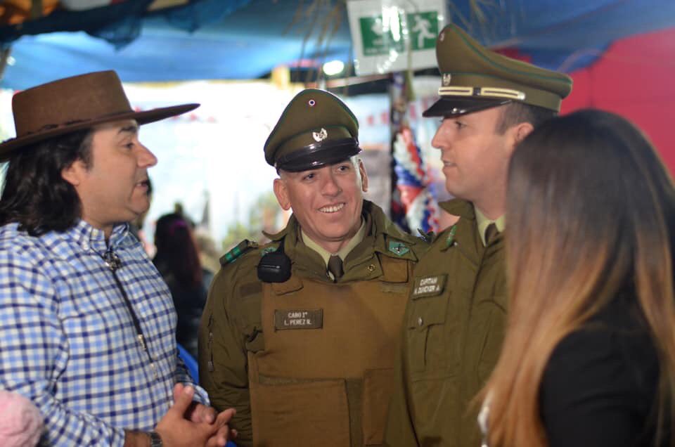 ZavalaCORE's tweet photo. Todos apoyando la iniciativa 👨🏻‍✈️🇨🇱
#TomatelaEnserio
#18SinAlcohol
Jorge Zavala, Un Nuevo Comienzo https://t.co/yPRVX3EFXJ
