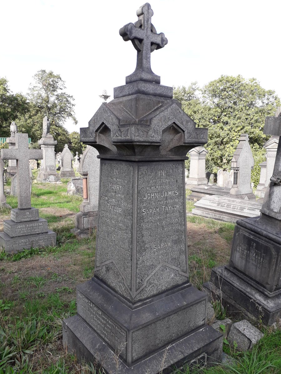 InscriptionsWw1's tweet photo. "A NOBLE LIFE LAID DOWN"
#CTaylor (Corporal)
Died 5 October 1916 #Salonica
Aged 19
#SouthNottsHussars
#ChurchRockCemetery #Nottingham
#WW1 #LestWeForget https://t.co/wmdtwG7YvY