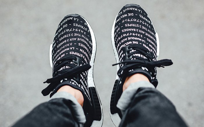 adidas nmd r1 blackout