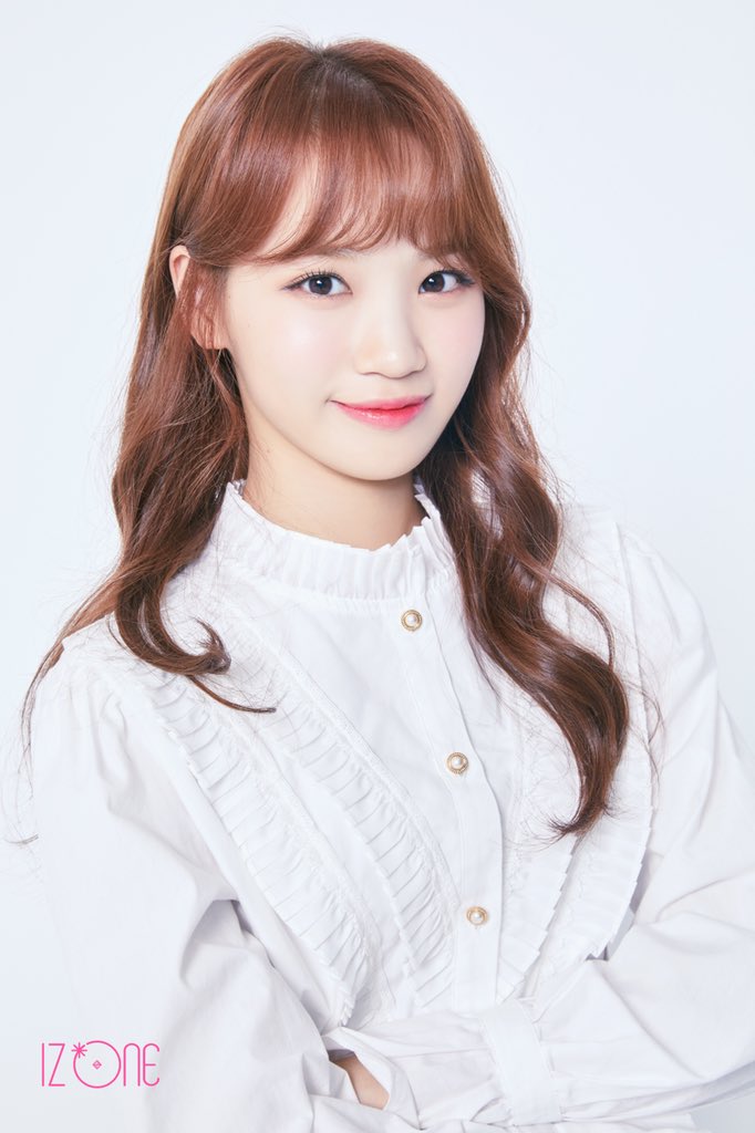 official_IZONE on Twitter: "[PROFILE PHOTO] #김채원 #キムチェウォン #KimChaeWon #