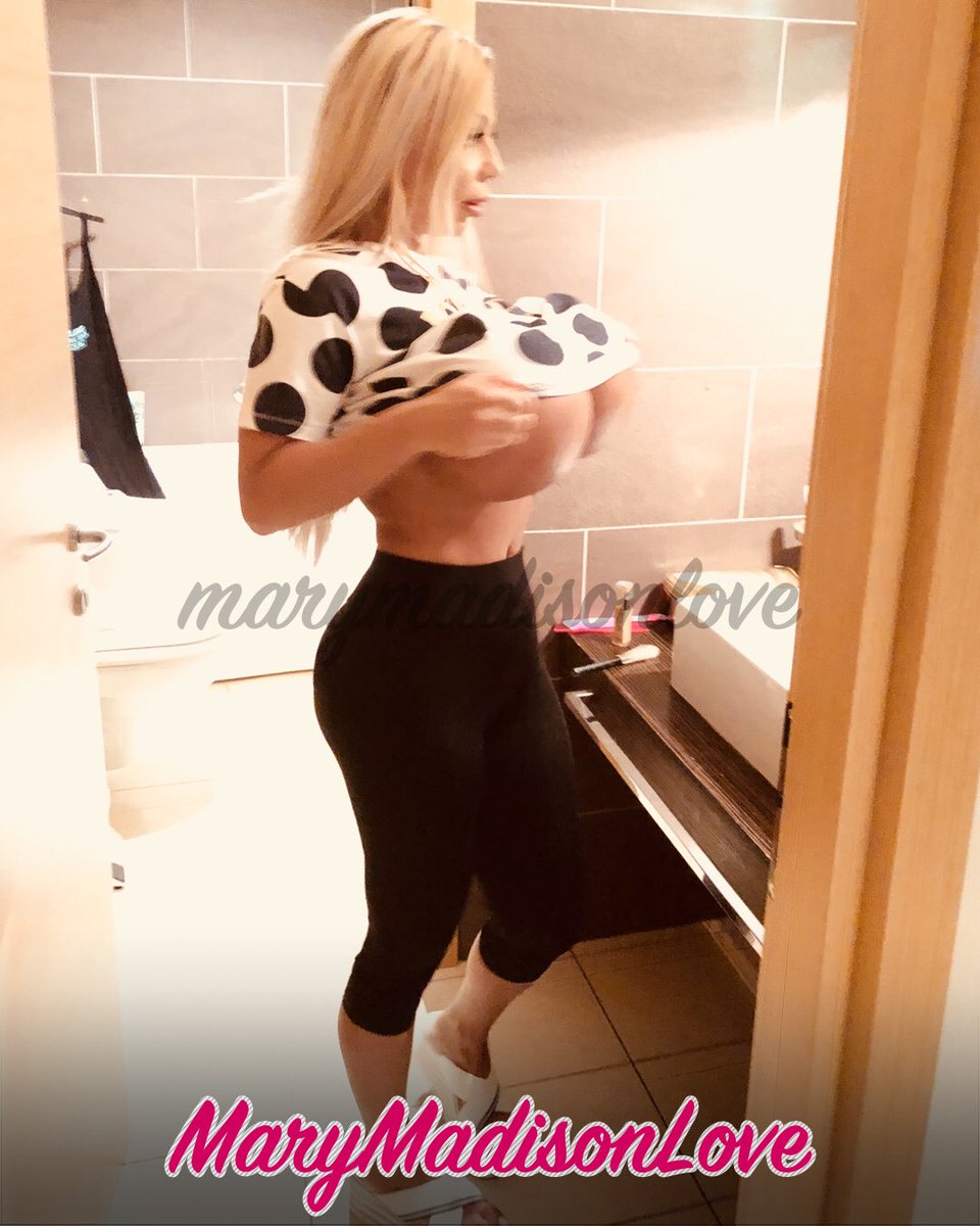 MaryMadisonLov's tweet photo. ๐ธHi everyone, good evening ๐๐
#sexy #sexyboobs #boobs #boobilicious #cleavage #hot #girl #blonde #babe #glam #glamour #model #pictureoftheday #picoftheday #photooftheday #gobiggger #hot #getbig #curvesforday #massivemelons #sexy #breastimplants #plastic #biggerbreast https://t.co/pAXOzvHIrU