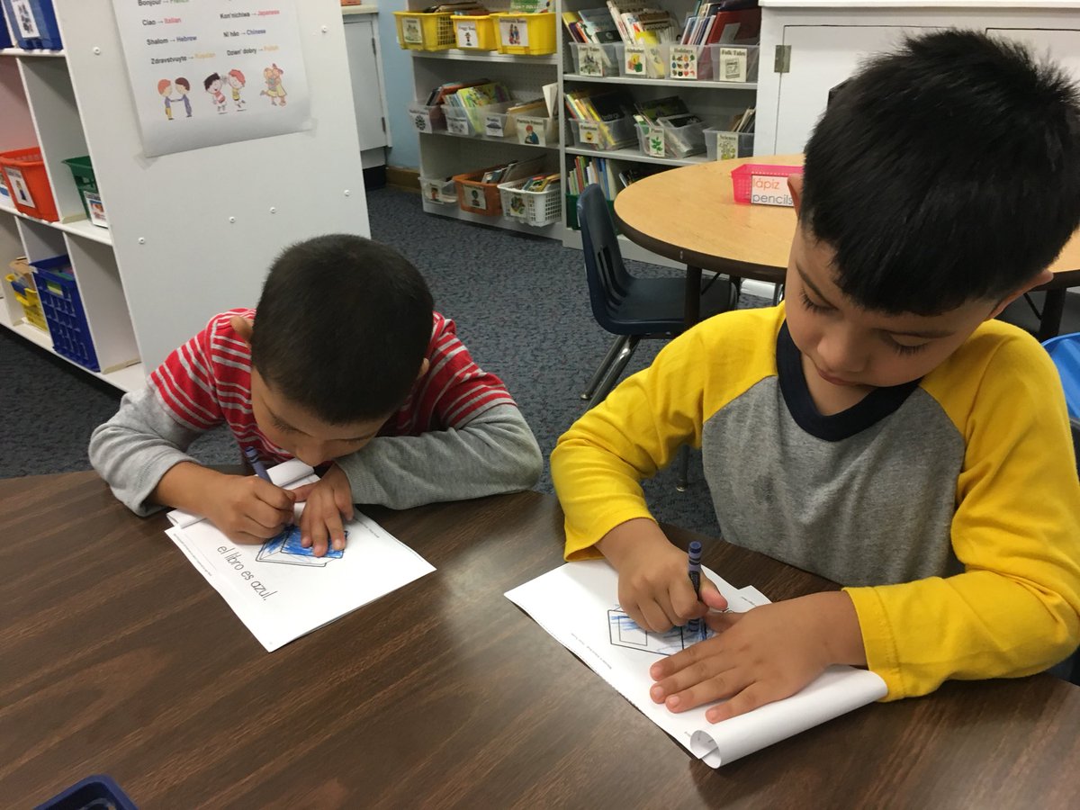Mrs_Yapkowitz's tweet photo. Our kindergarten ENL students began the school year with a “welcome back to school” book and a classroom scavenger hunt to find various school items. @ChristinamaeRi1 @WOSnews #kindergartenENL #backtoschool https://t.co/9Ol0BfBbmk