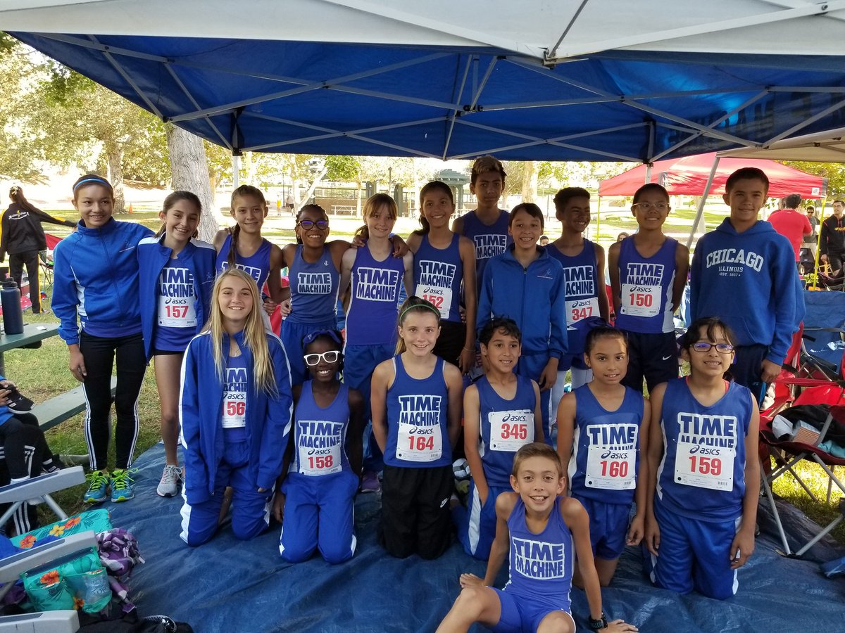 The_TVTM's tweet photo. @CPRunners First meet of XC season! GO TIME MACHINE! https://t.co/MndlEUaP3W