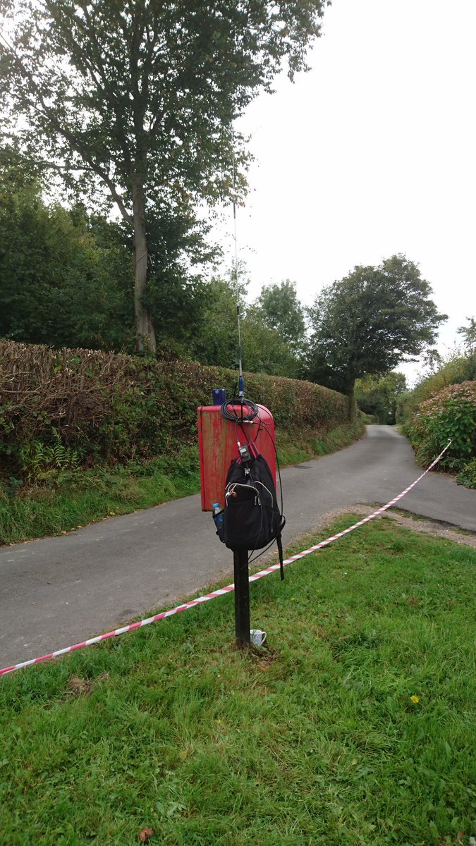 HRaynet's tweet photo. We've been a bit quiet of late. But we were helping out with the @RotherValley10k today. Nice bit of improvisation with a mag mount here. https://t.co/y0Fo4sA7eD